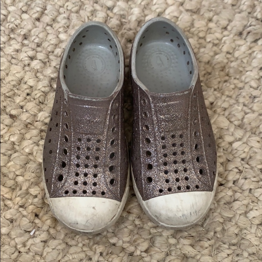 Native Shoes - Champagne Glitter - 10